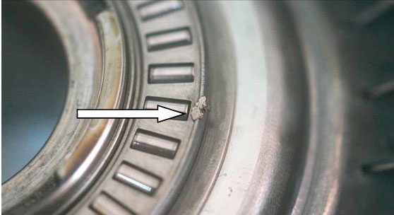 Фото 26. Прикипевшие фрагменты износа металла