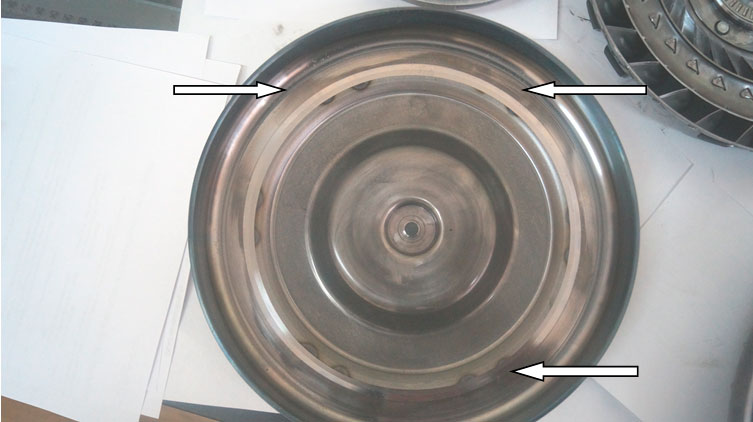 Фото 9. Следы перегрева на корпусе