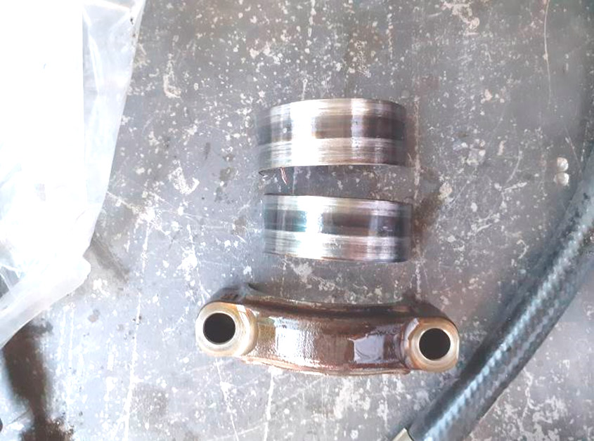 Фото 22. Износ шатунных вкладышей 3-го цилиндра.