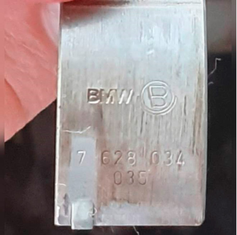 Фото 25. Маркировка «ВМW» на шатунных вкладышах 2-го цилиндра.