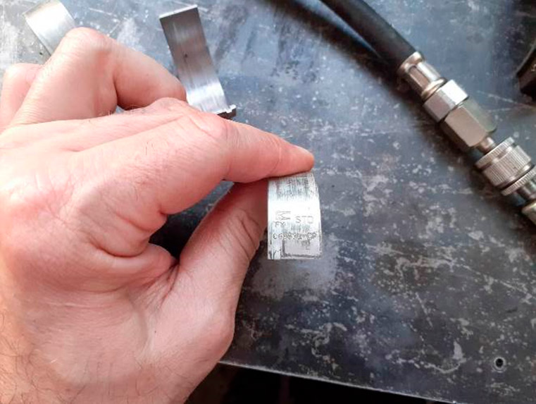 Фото 27. Маркировка шатунных вкладышей 1,4 цилиндров .