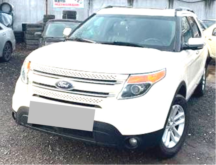 Фото 1. Внешний вид автомобиля (вид спереди).