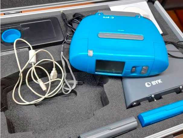 Фото 7. Спектрофотометр BYK-mac COLOR.