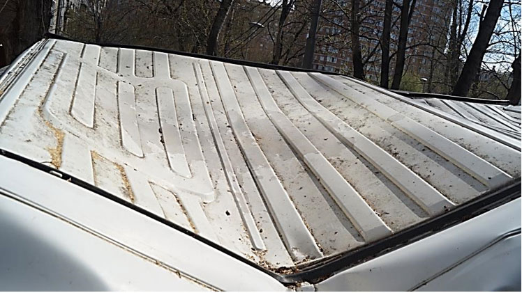 Фото 35. Повреждение панели крыши