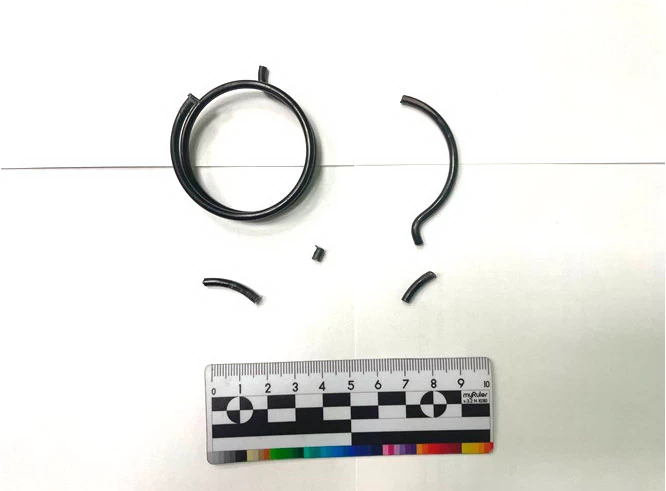 Фото 1. Внешний вид фрагментов исследуемой пружины.