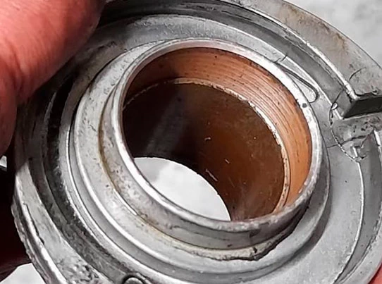 Фото 11. Износ втулки во внутренней поверхности ролика