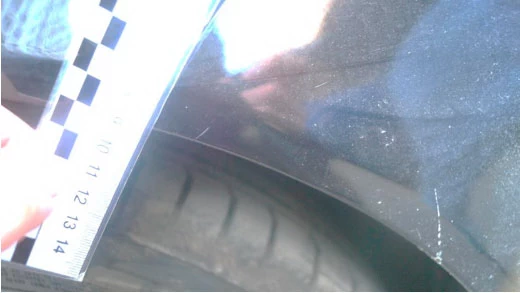 Фото 32. Задиры, потёртости, царапины и риски на переднем левом крыле