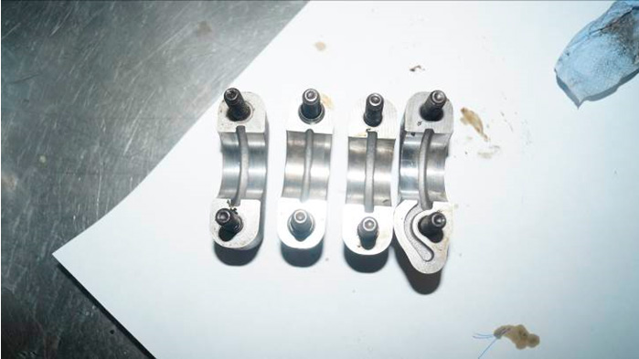 Фото 35. Отсутствует износ на крышках распределительных валов