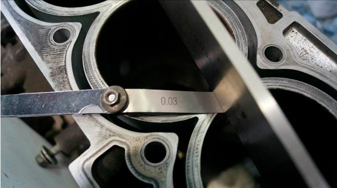 Фото 11. Измерение прогиба плоскости