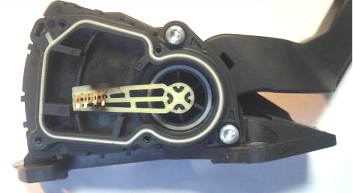 Дефект электронной педали газа