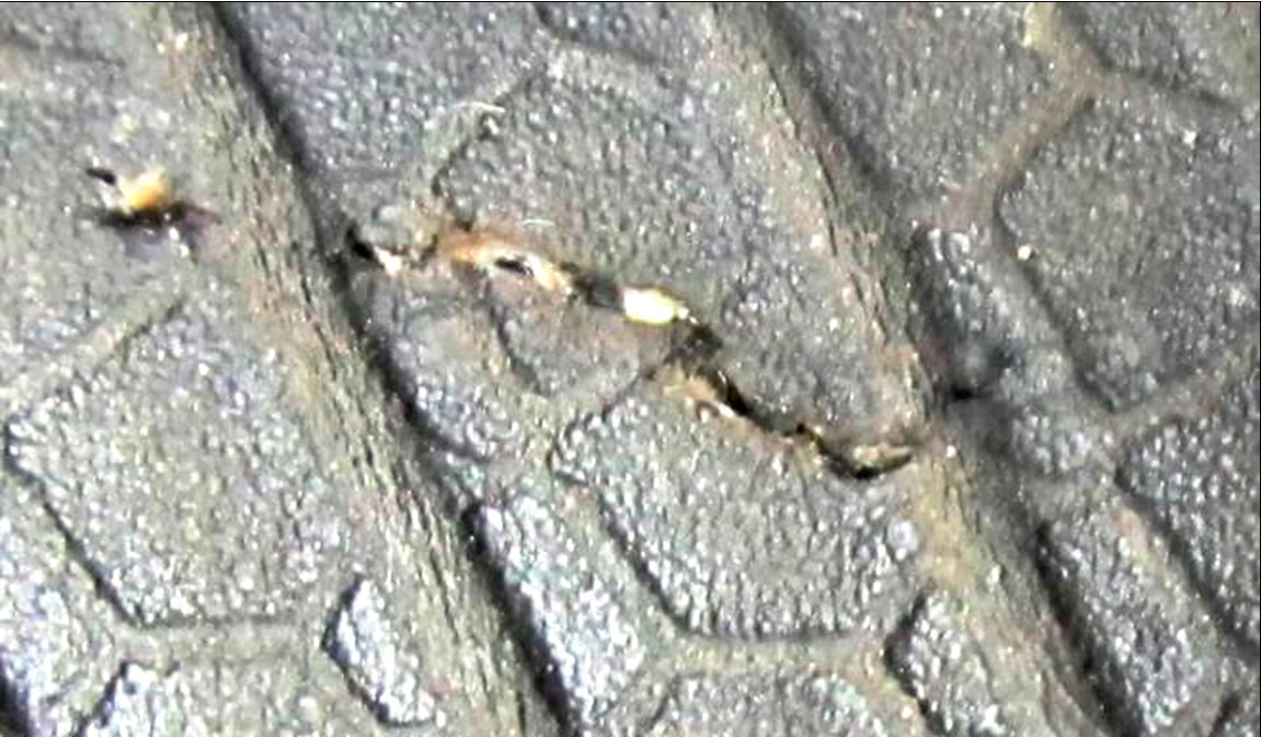 Дефект шины