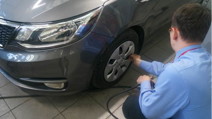 Увод автомобиля от прямолинейного движения