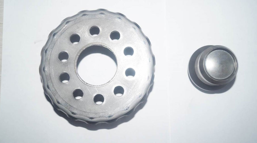 Фото 1. Разрушение деталей по сварному шву